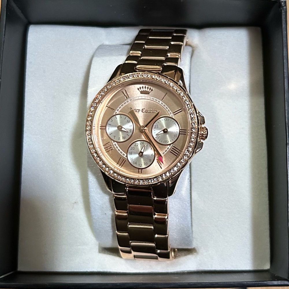 Juicy Couture Black Label Watch With 32mm Rose Gold Chronograph Face